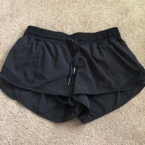 Hotty Hot shorts 2.5 inseam